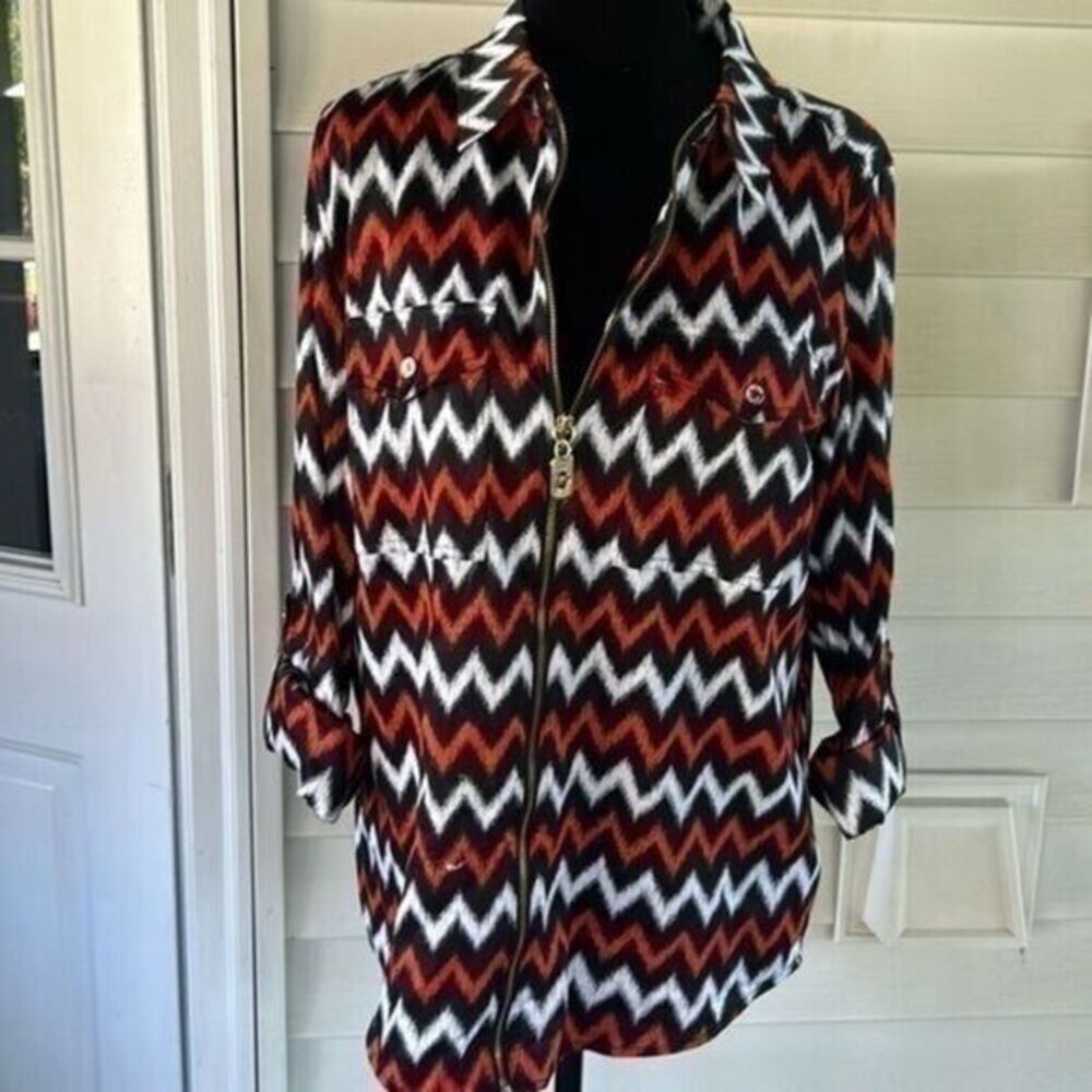 Michael Michael Korrs size 6 zippered long sleeve   F